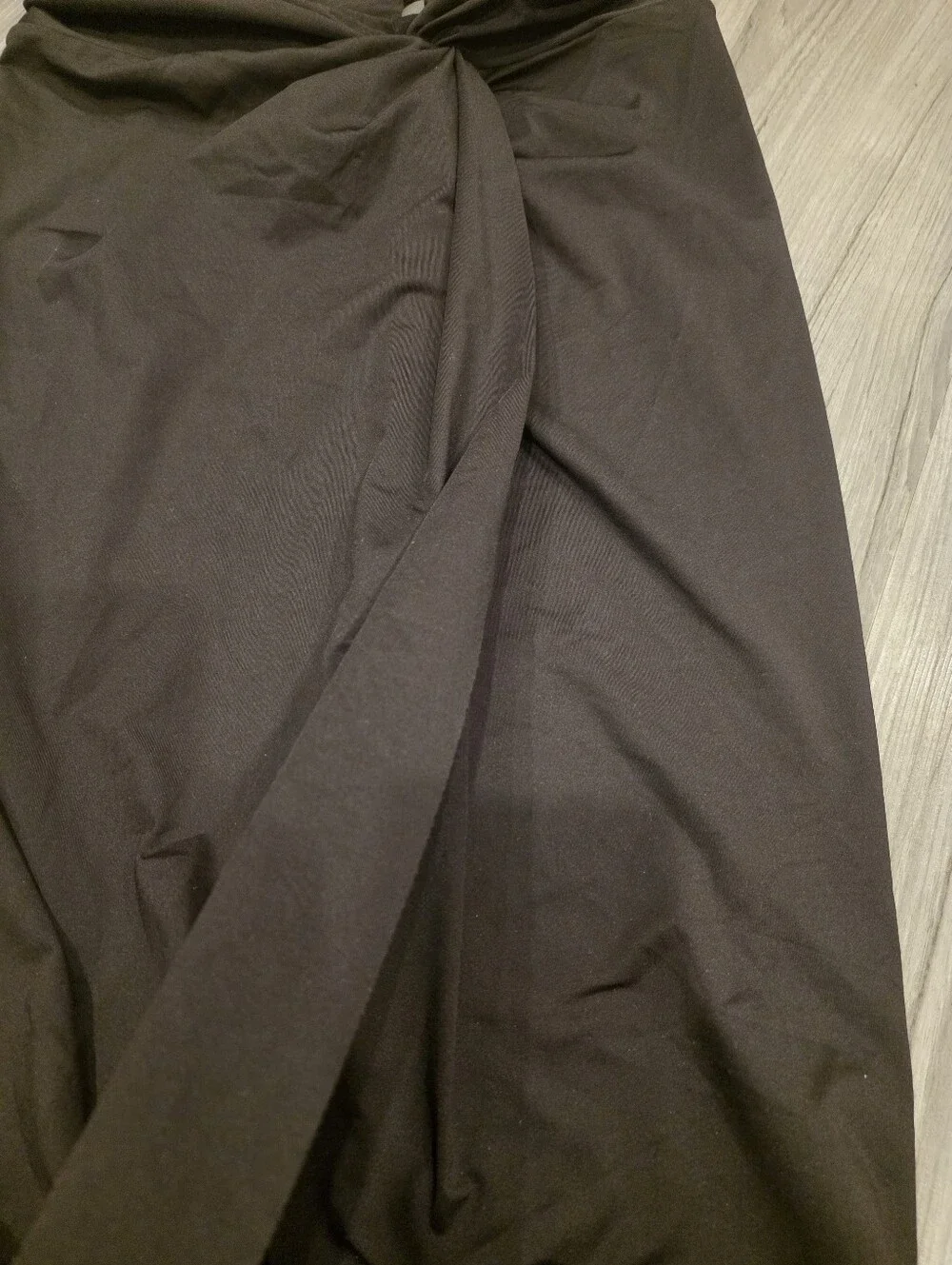 $150 Skims Swim Cover Up Sarong Skirt High Slit Nylon & spandex Size M